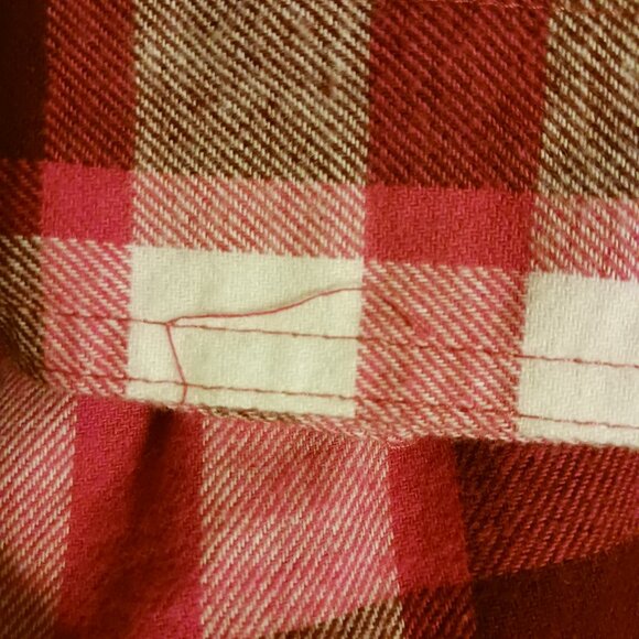 Pair of plaid shirts (never worn) - Picture 5 of 7